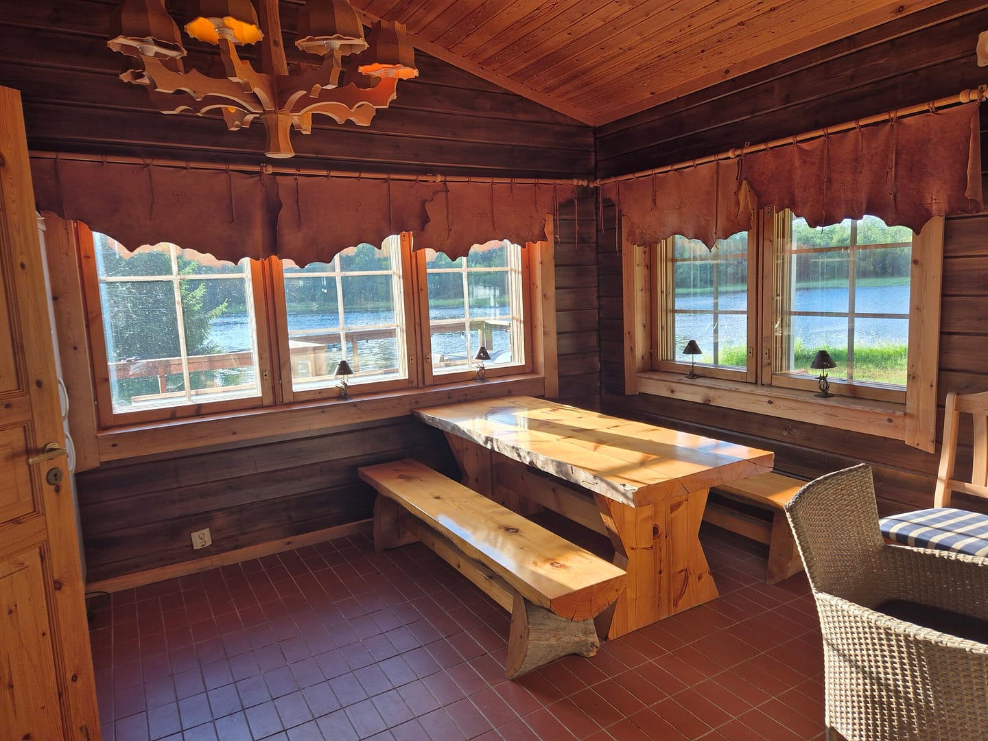 20250803_195344 20250803_195344